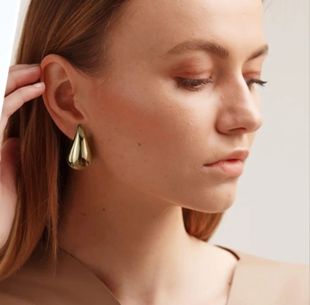 Waterdrop Chunky Hoop Earrings Dupes for Women Lightweight Gold Plated Smooth Hollow Tear Drop Earring Jewelry