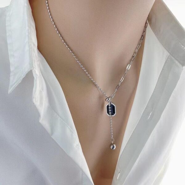Black Gem Square Necklace