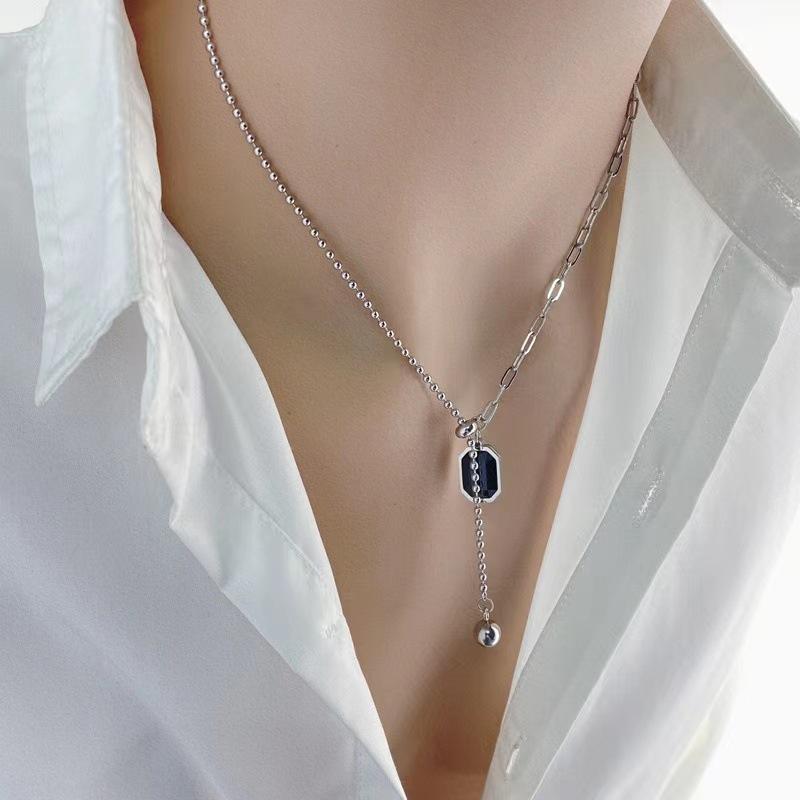 Black Gem Square Necklace